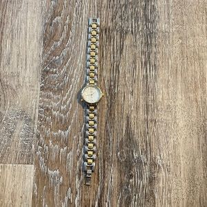VINTAGE Timex Quartz Watch